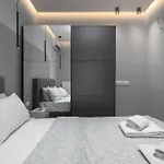 Napoli Residence, The Luxury アパート *