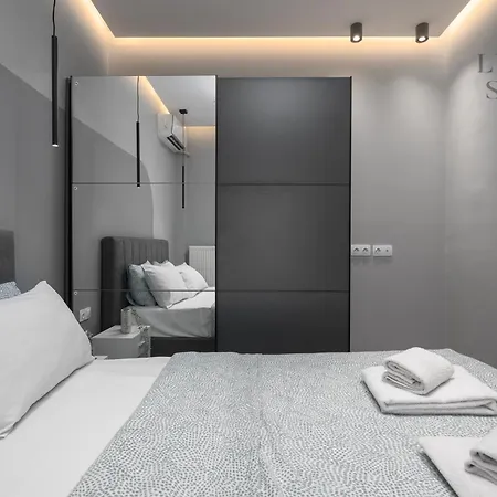 Napoli Residence, The Luxury Apartment *